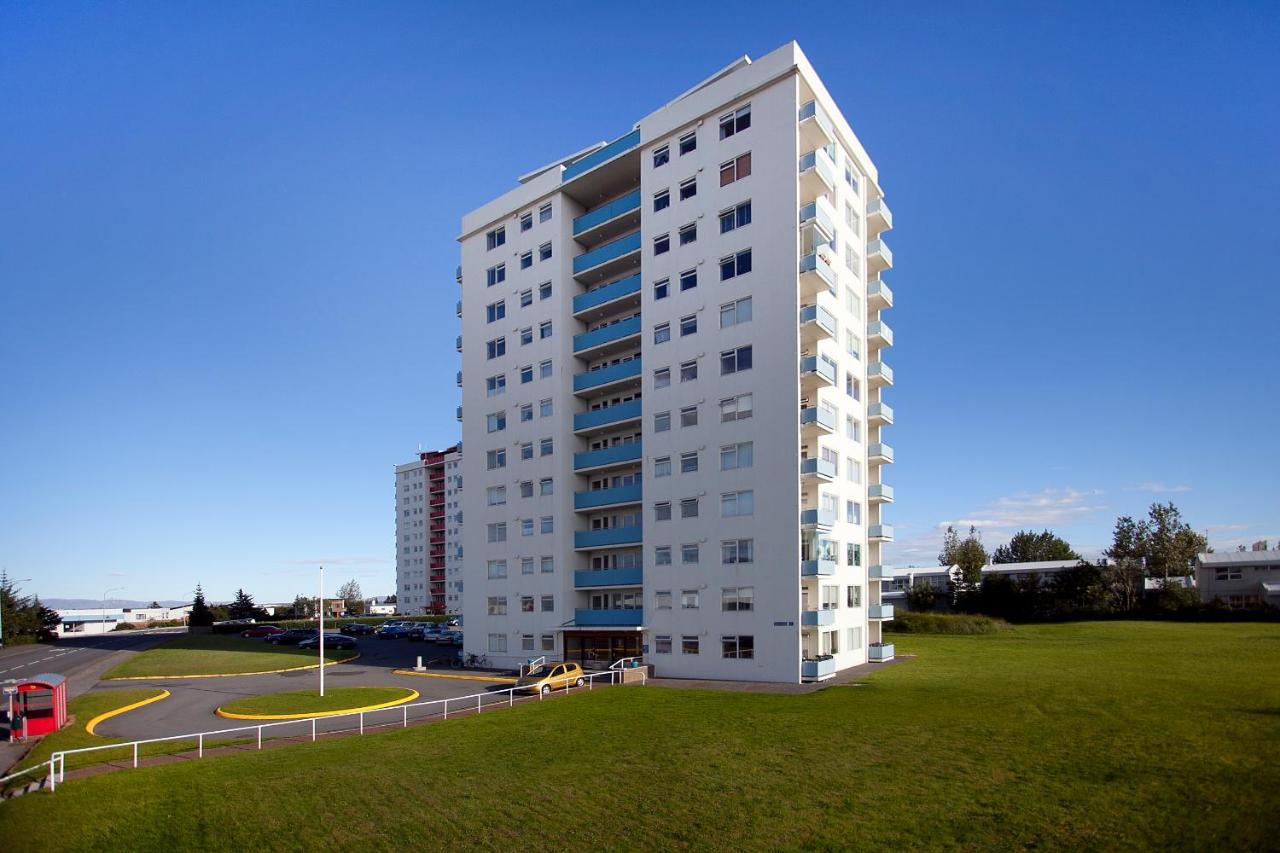 Overlooking The City, Bright & Cozy - Free Parking Reykjavik Exterior photo